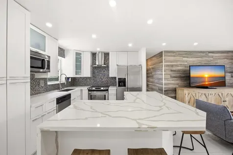 817 SE 16th Street Deerfield Beach FL 33441
