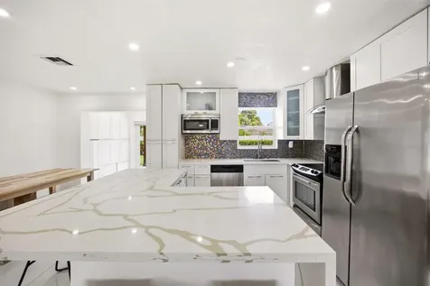 817 SE 16th Street Deerfield Beach FL 33441