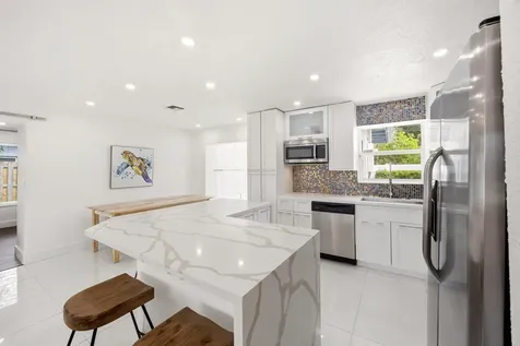 817 SE 16th Street Deerfield Beach FL 33441