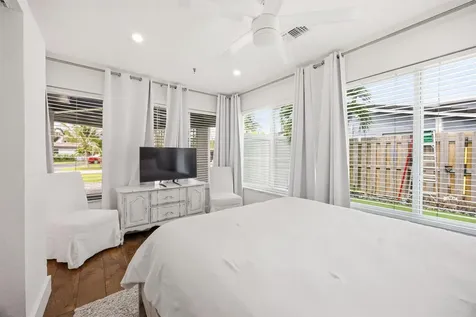817 SE 16th Street Deerfield Beach FL 33441
