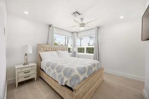 817 SE 16th Street Deerfield Beach FL 33441
