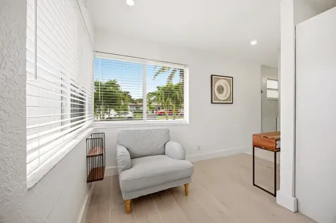 817 SE 16th Street Deerfield Beach FL 33441
