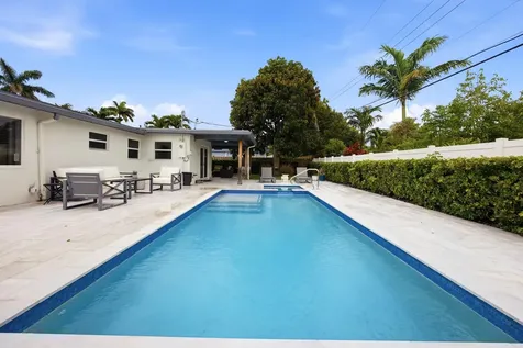 817 SE 16th Street Deerfield Beach FL 33441