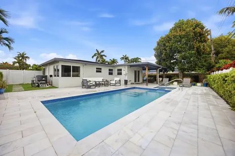 817 SE 16th Street Deerfield Beach FL 33441