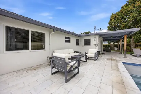 817 SE 16th Street Deerfield Beach FL 33441