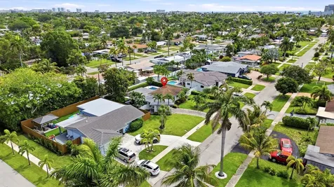 817 SE 16th Street Deerfield Beach FL 33441