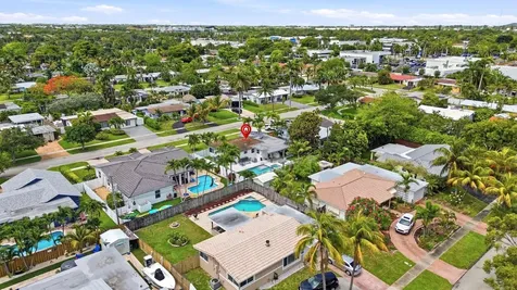817 SE 16th Street Deerfield Beach FL 33441