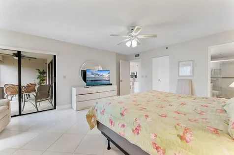 7260 Kinghurst Drive Delray Beach FL 33446