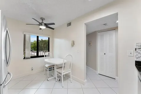 7260 Kinghurst Drive Delray Beach FL 33446