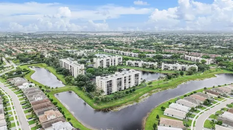 7260 Kinghurst Drive Delray Beach FL 33446