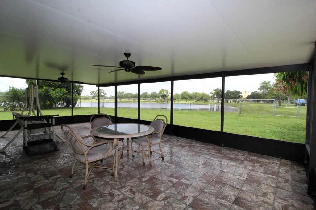 1815 SE Wexford Court Port St Lucie FL 34952