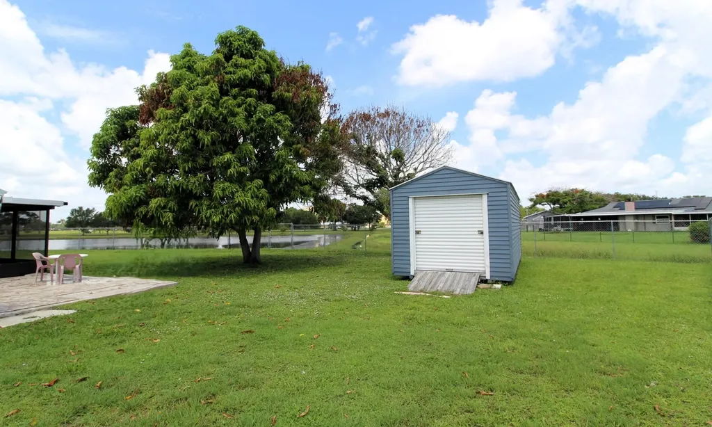 1815 SE Wexford Court Port St Lucie FL 34952