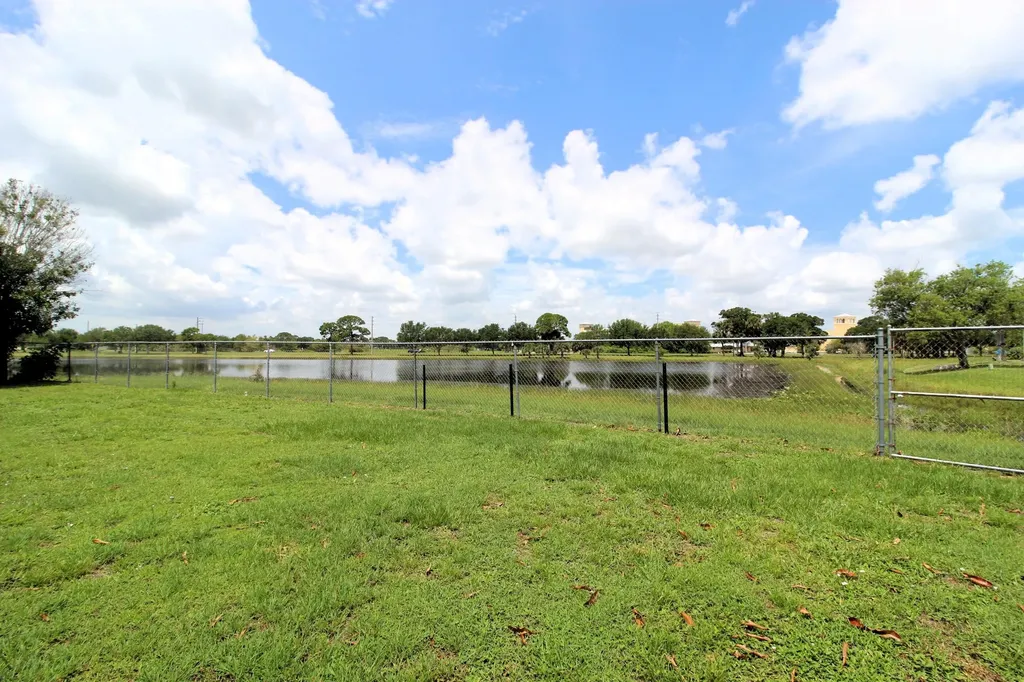 1815 SE Wexford Court Port St Lucie FL 34952