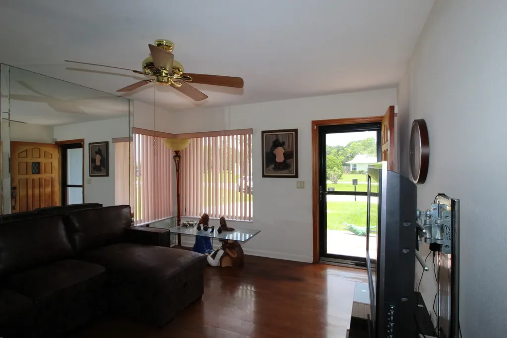 1815 SE Wexford Court Port St Lucie FL 34952