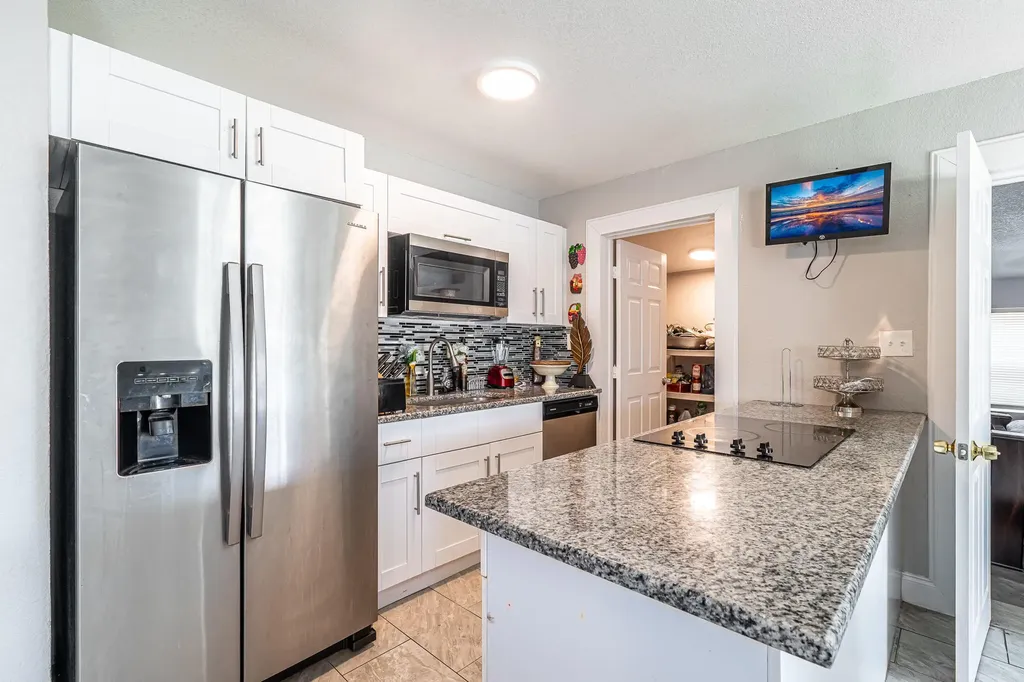 1601 NW 3rd Lane Boynton Beach FL 33435