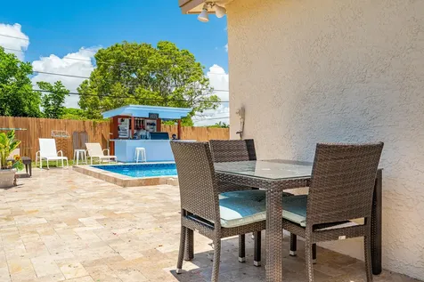 1601 NW 3rd Lane Boynton Beach FL 33435