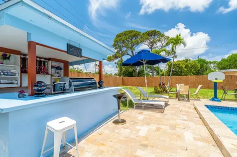 1601 NW 3rd Lane Boynton Beach FL 33435