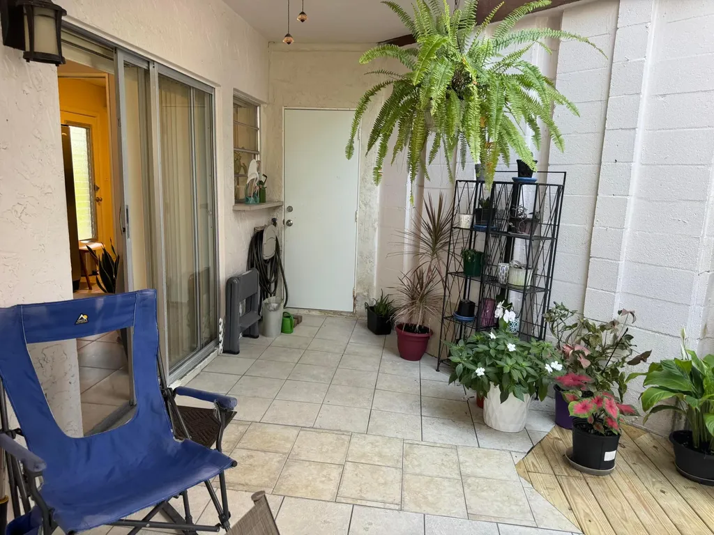 7 N Greenway Village Village N Royal Palm Beach FL 33411