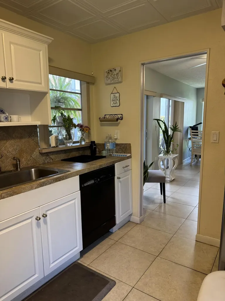7 N Greenway Village Village N Royal Palm Beach FL 33411