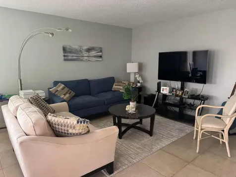 7 N Greenway Village Village N Royal Palm Beach FL 33411
