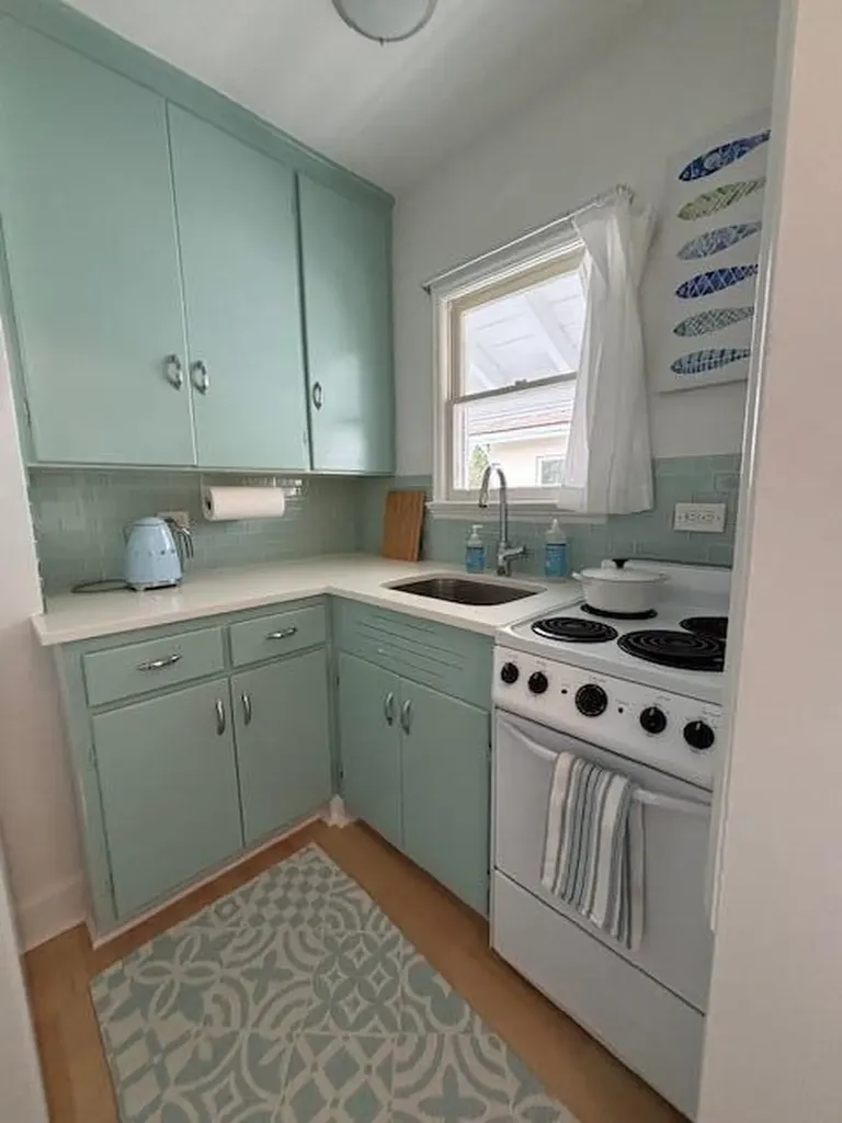 424 Chilean Avenue Palm Beach FL 33480