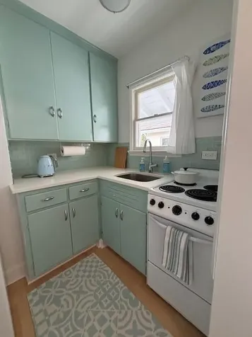 424 Chilean Avenue Palm Beach FL 33480