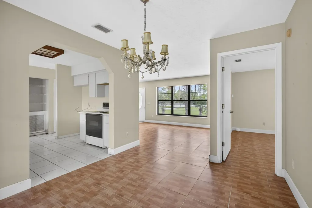 11582 60th Street N West Palm Beach FL 33411
