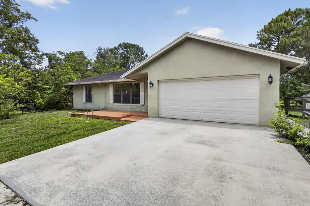 11582 60th Street N West Palm Beach FL 33411