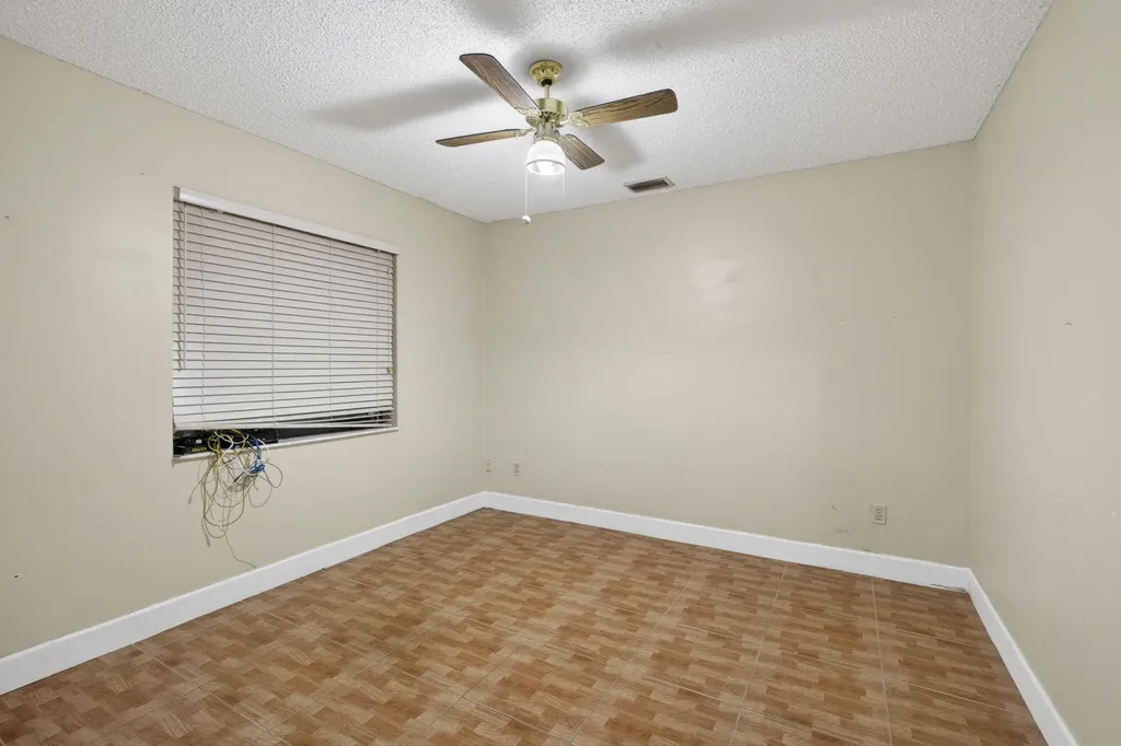 11582 60th Street N West Palm Beach FL 33411