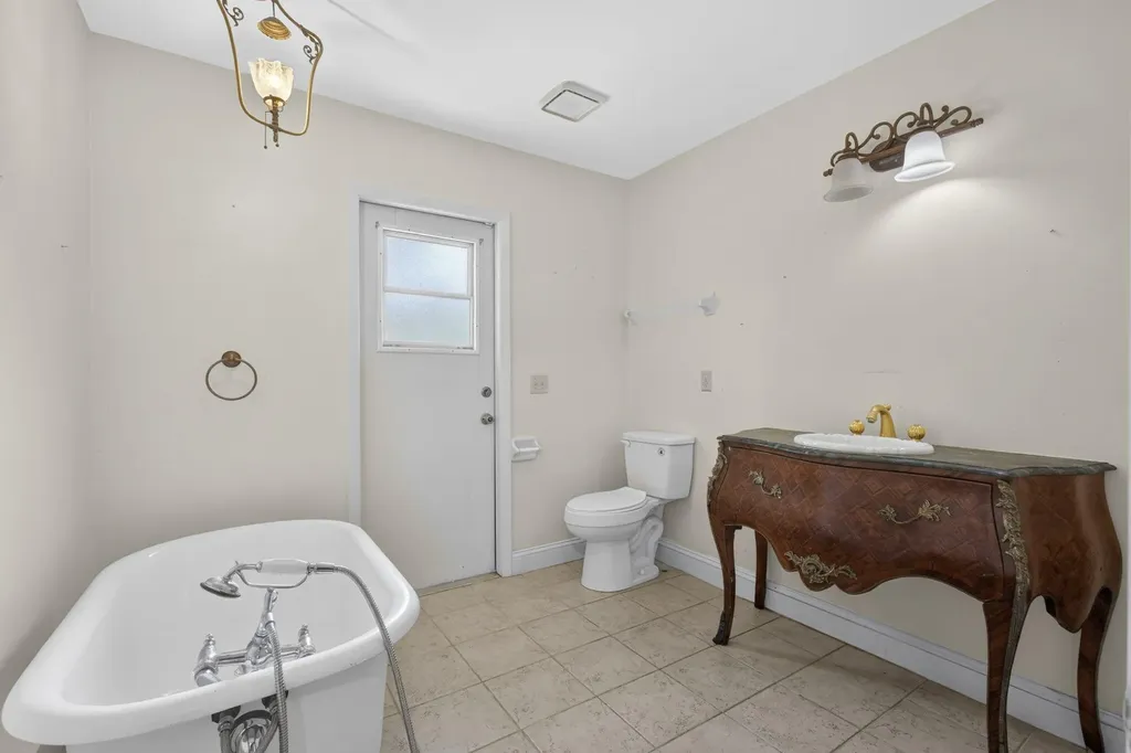 11582 60th Street N West Palm Beach FL 33411