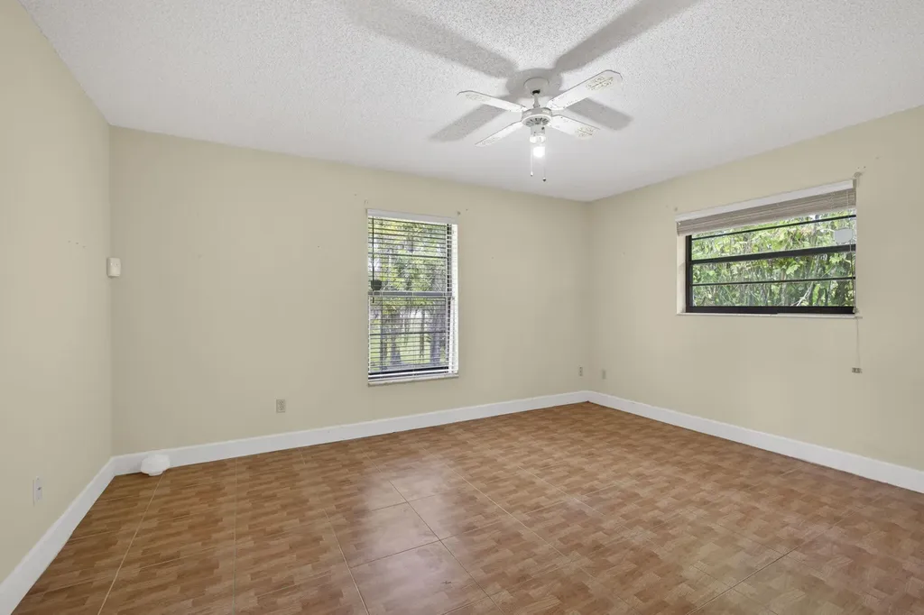 11582 60th Street N West Palm Beach FL 33411
