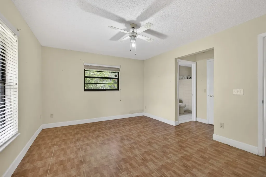 11582 60th Street N West Palm Beach FL 33411