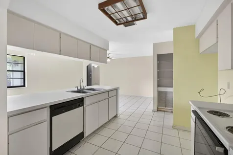 11582 60th Street N West Palm Beach FL 33411