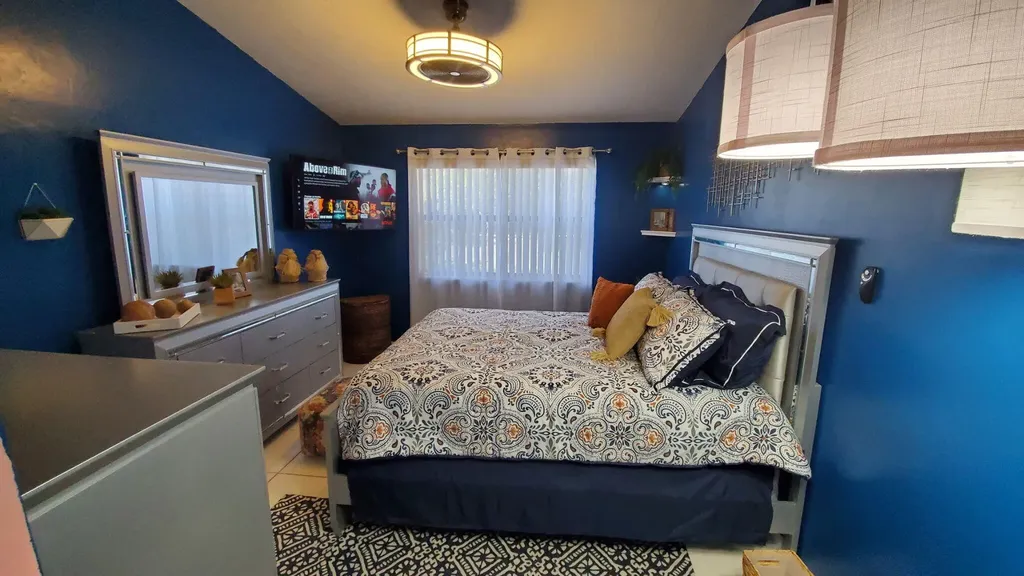 7620 NW 38th Court Sunrise FL 33351