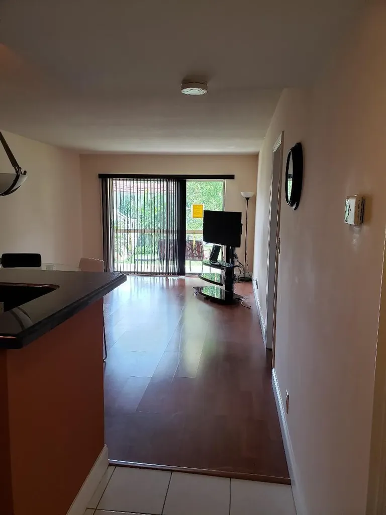899 SE 2nd Avenue Deerfield Beach FL 33441
