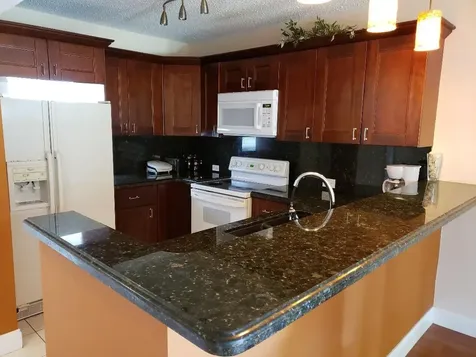 899 SE 2nd Avenue Deerfield Beach FL 33441