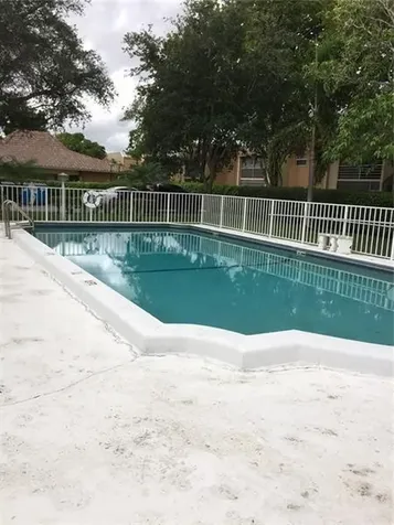 899 SE 2nd Avenue Deerfield Beach FL 33441