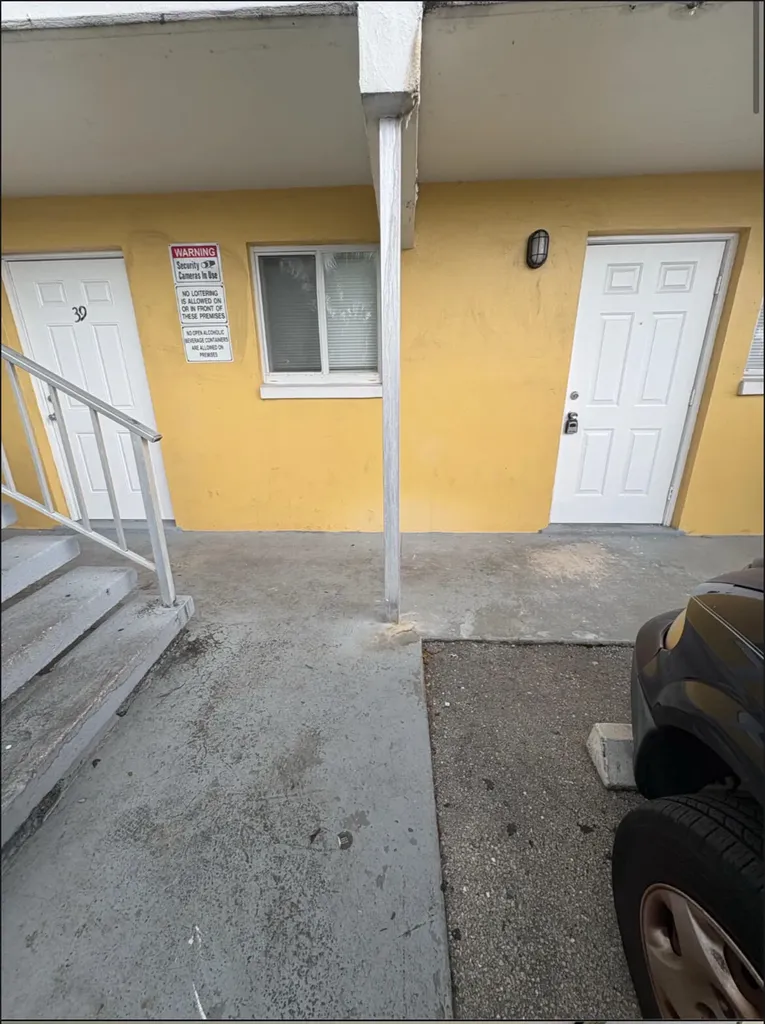 1501 Crescent Circle West Palm Beach FL 33403