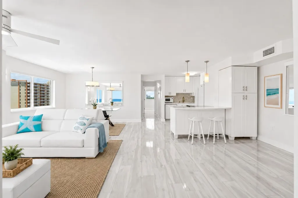 300 Oregon Street Hollywood FL 33019