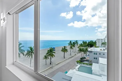 300 Oregon Street Hollywood FL 33019