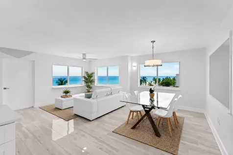 300 Oregon Street Hollywood FL 33019