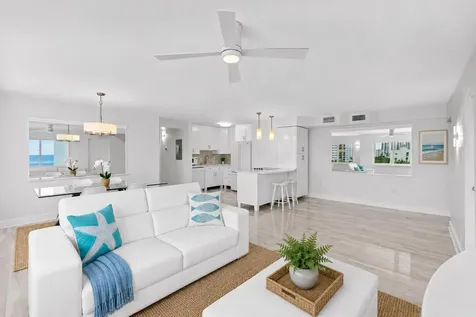 300 Oregon Street Hollywood FL 33019