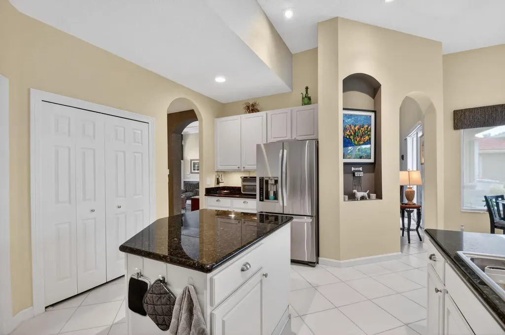 7039 Brunswick Circle Boynton Beach FL 33472