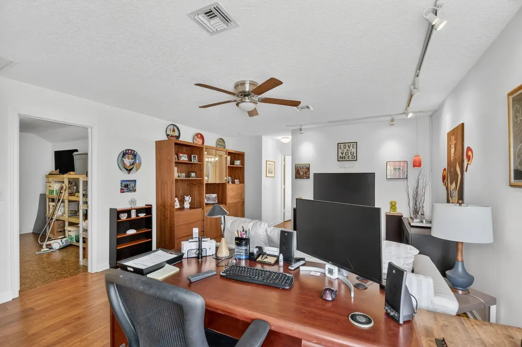 7039 Brunswick Circle Boynton Beach FL 33472