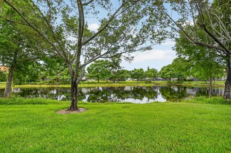 7039 Brunswick Circle Boynton Beach FL 33472