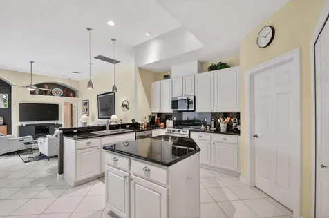 7039 Brunswick Circle Boynton Beach FL 33472