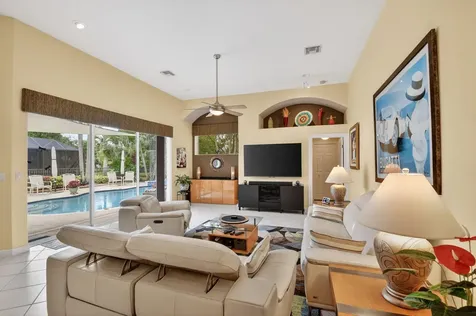 7039 Brunswick Circle Boynton Beach FL 33472