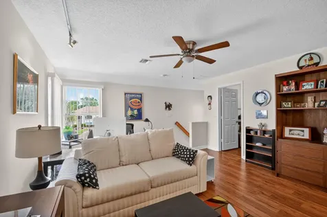 7039 Brunswick Circle Boynton Beach FL 33472