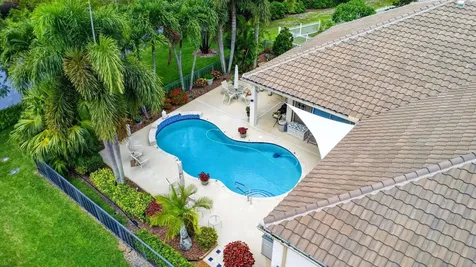 7039 Brunswick Circle Boynton Beach FL 33472