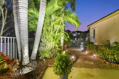 7039 Brunswick Circle Boynton Beach FL 33472